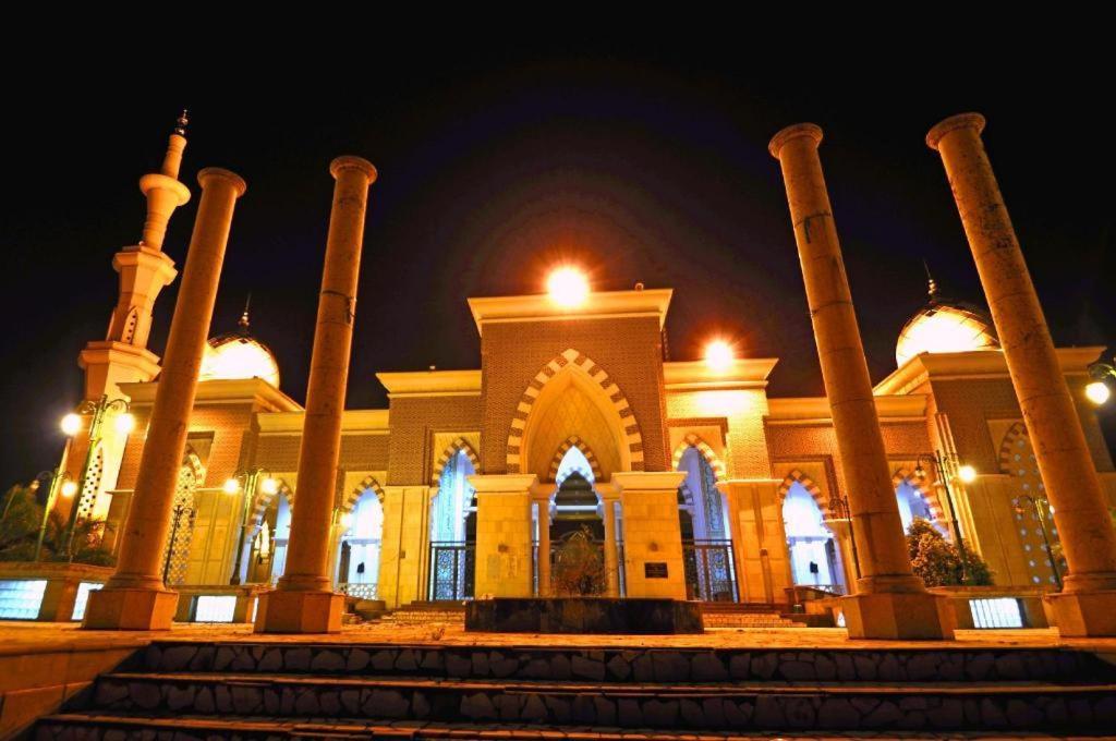 Hotel Permata Makassar Luaran gambar